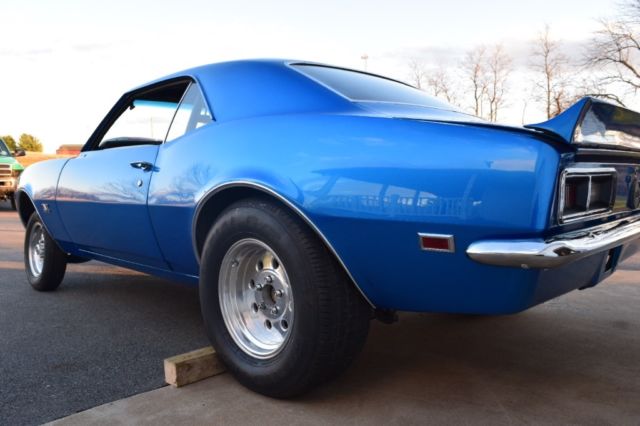 1968 White Chevrolet Camaro Coupe