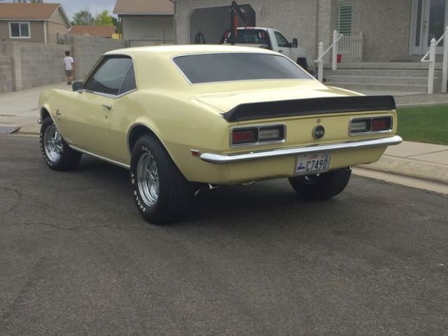 1968 Yellow Chevrolet Camaro Coupe