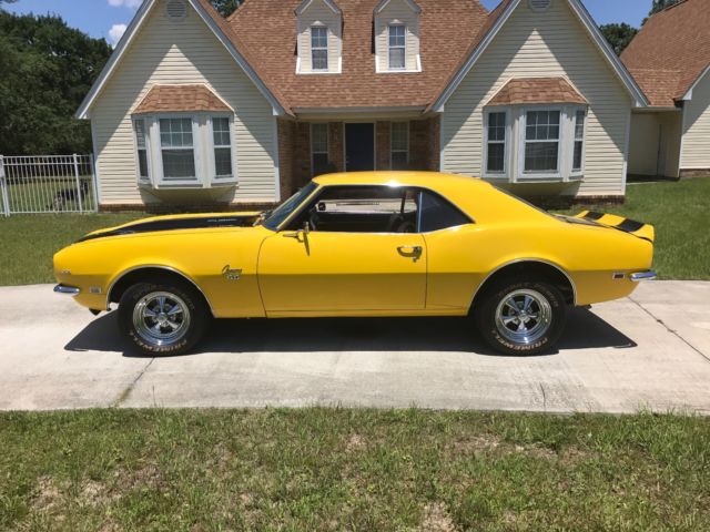 1968 Yellow Chevrolet Camaro Coupe