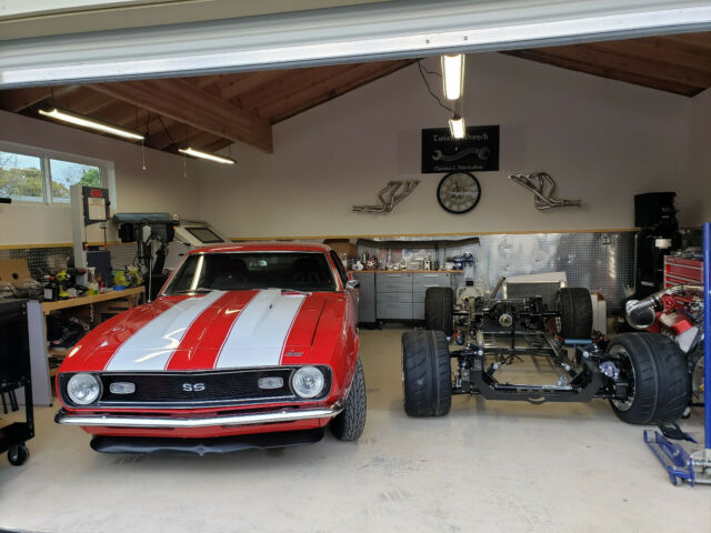 1968 Res white stripes Chevrolet Camaro Coupe