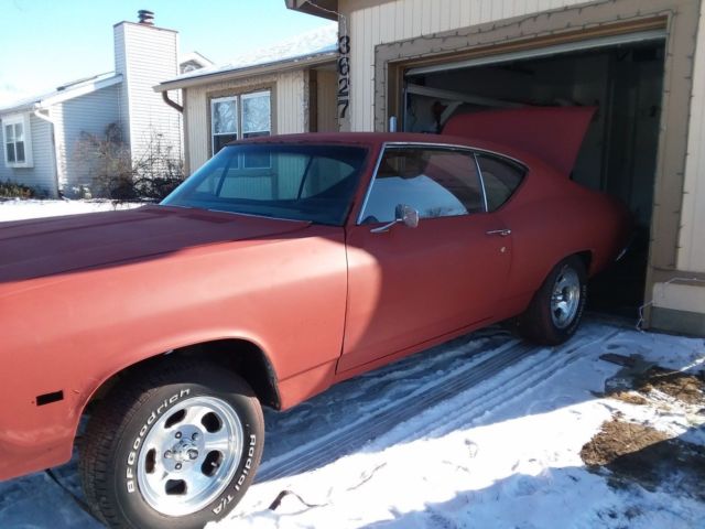 1968 Maroon Chevrolet Chevelle Coupe