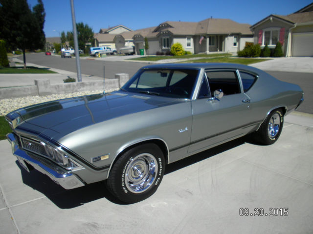 1968 seafrost green Chevrolet Chevelle Coupe