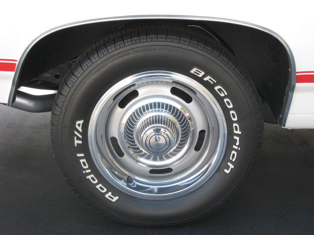 1968 white with black vinyl top Chevrolet Chevelle two door hard top