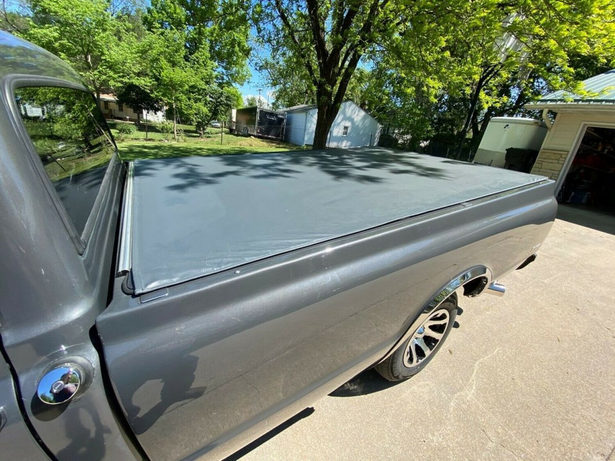 1968 Gray Chevrolet C-10 Standard Cab Pickup