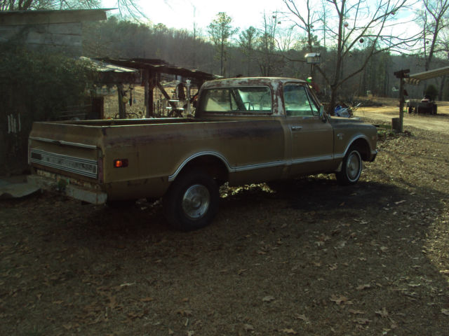 1968 Gold Chevrolet C-10 LWB