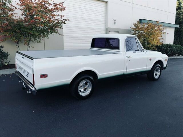 1968 White Chevrolet C-10 Truck