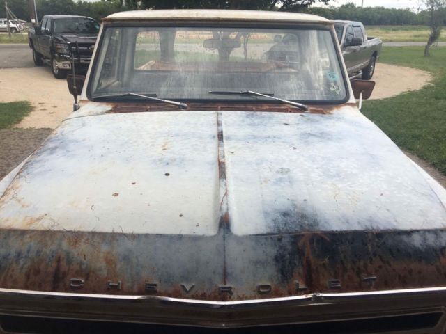 1968 White Chevrolet C-10 Standard Cab Pickup