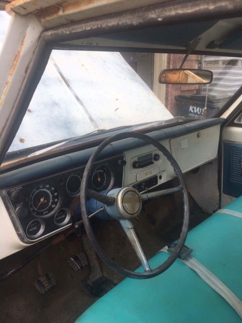 1968 White Chevrolet C-10 Standard Cab Pickup