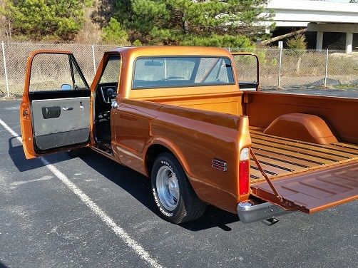 1968 Black Chevrolet C-10 --
