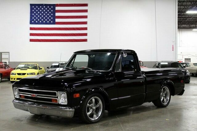 1968 Black Chevrolet C-10 --