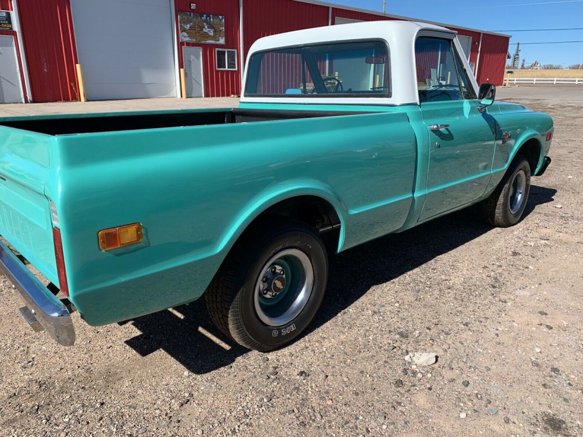 1968 Blue Chevrolet C-10 Standard Cab Pickup