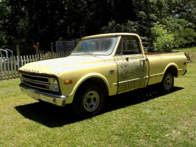 1968 Yellow Chevrolet C-10 Standard Cab Pickup