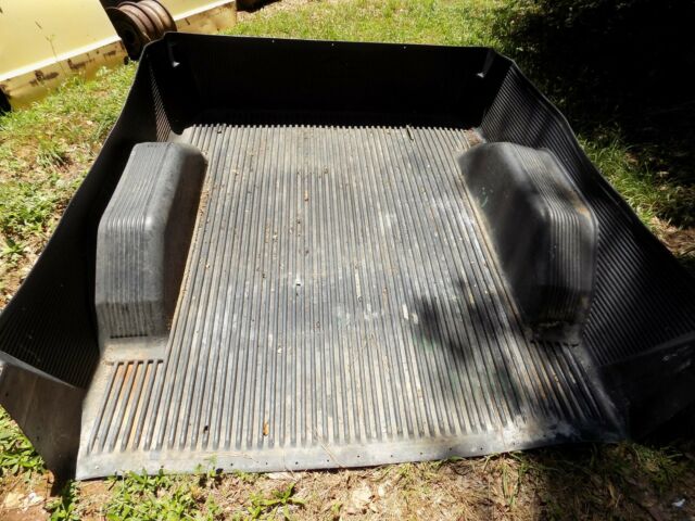 1968 Yellow Chevrolet C-10 Standard Cab Pickup