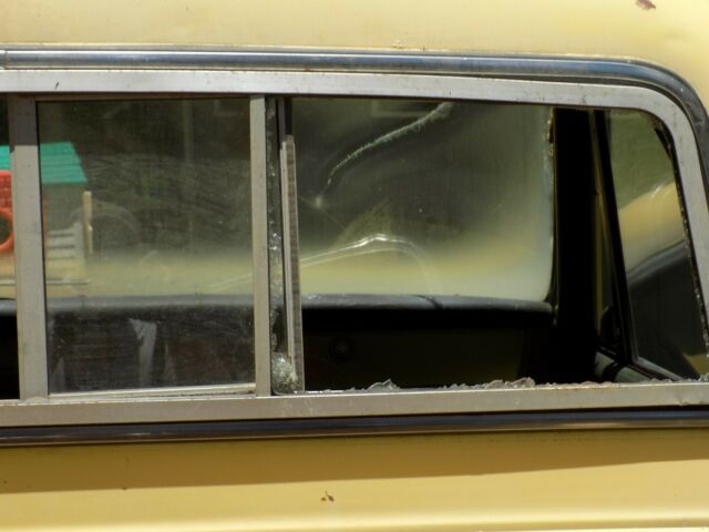 1968 Yellow Chevrolet C-10 Standard Cab Pickup