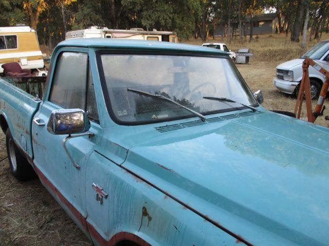 1968 blue Chevrolet C-10