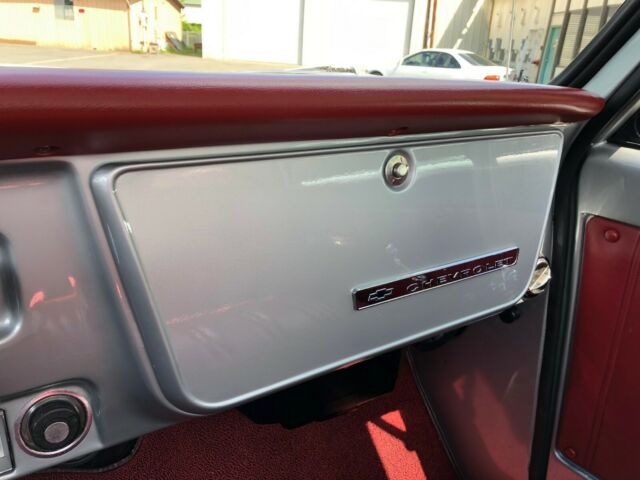 1968 Silver Chevrolet C-10