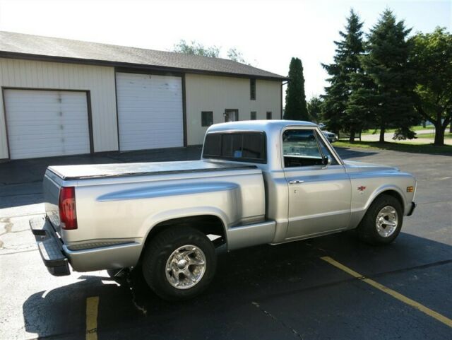 1968 Silver Chevrolet C-10 Short Box Pickup