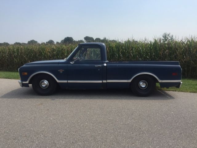 1968 Dark blue Chevrolet C-10 Standard Cab Pickup