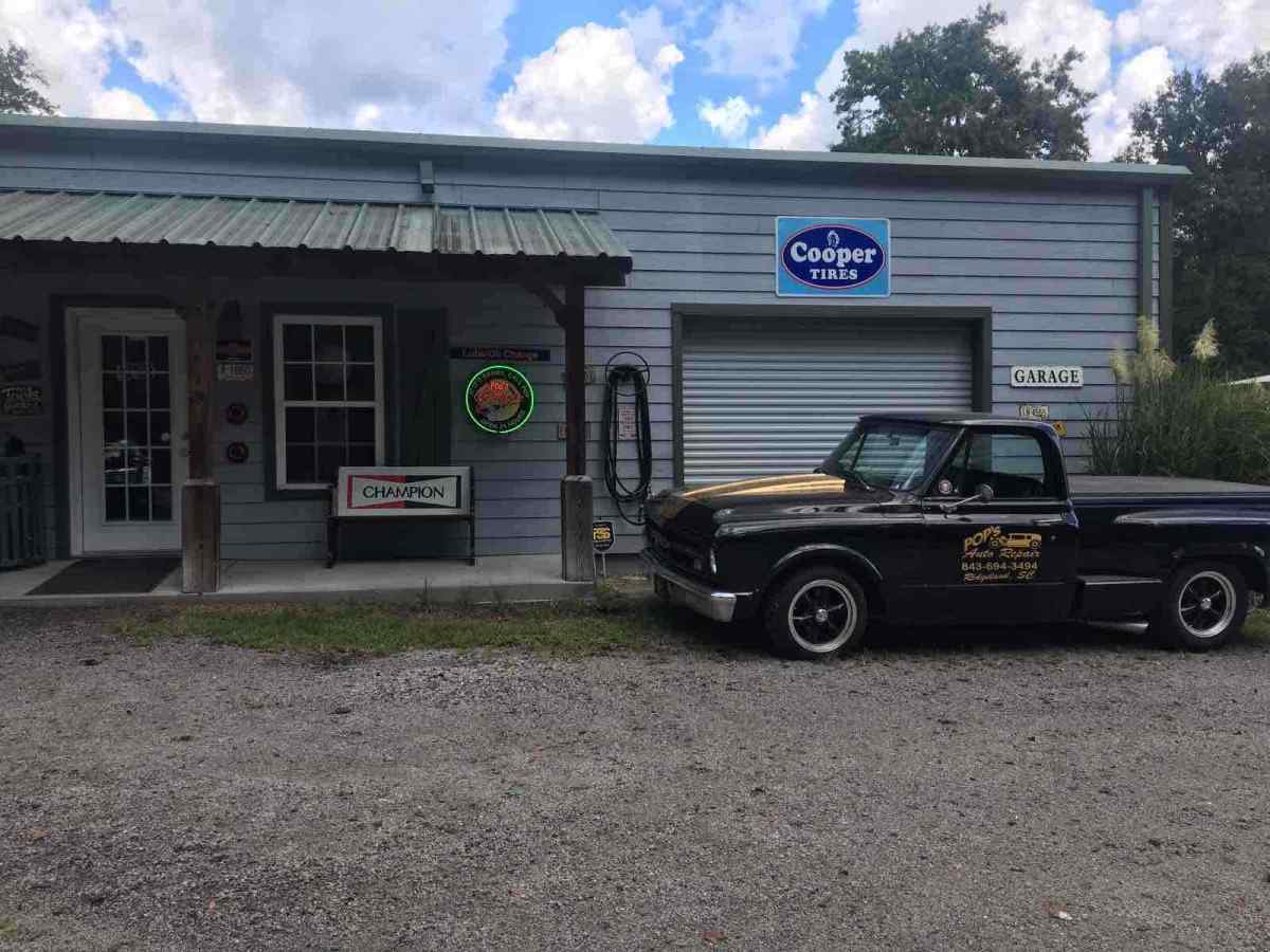 1968 Black Chevrolet C10/K10