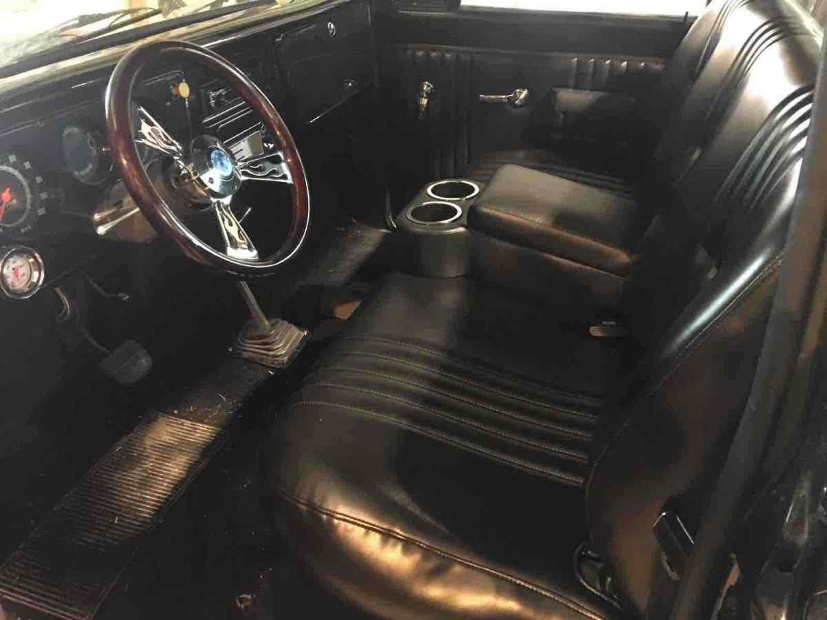 1968 Black Chevrolet C10/K10