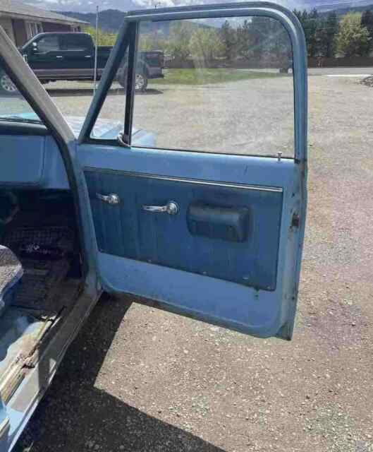 1968 Blue Chevrolet C10/K10 Pickup