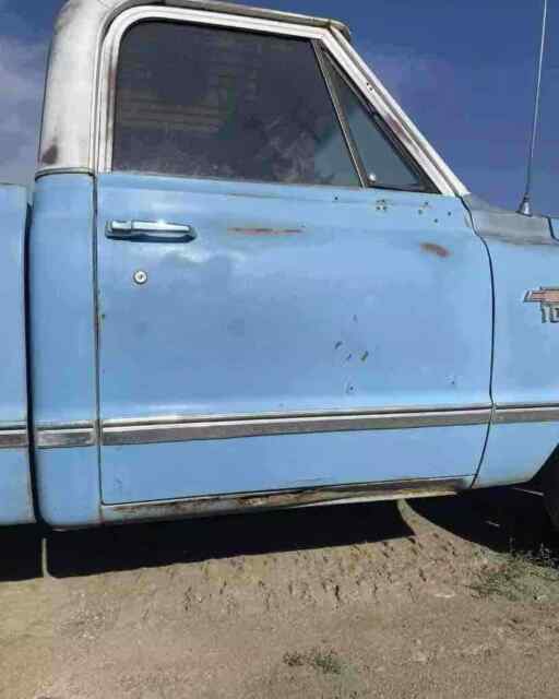 1968 Blue Chevrolet C10/K10 Pickup