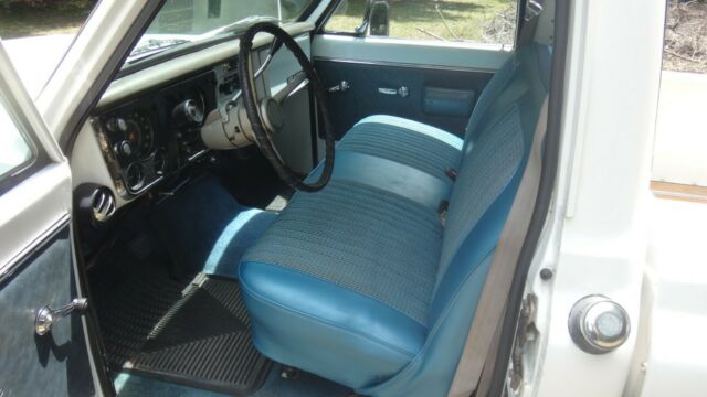 1968 White Chevrolet C/K Pickup 2500 Fleet Side