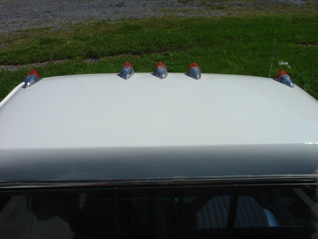 1968 White Chevrolet C/K Pickup 2500 Fleet Side