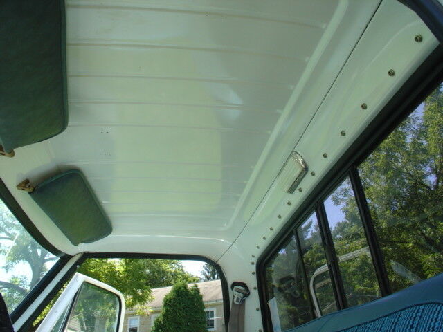 1968 White Chevrolet C/K Pickup 2500 Fleet Side