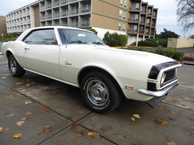 1968 White Chevrolet Camaro Coupe