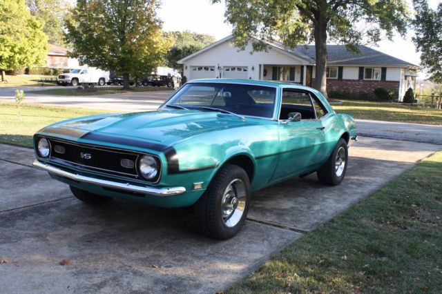 1968 Turquois Chevrolet Camaro Coupe