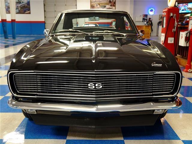 1968 Black Chevrolet Camaro --