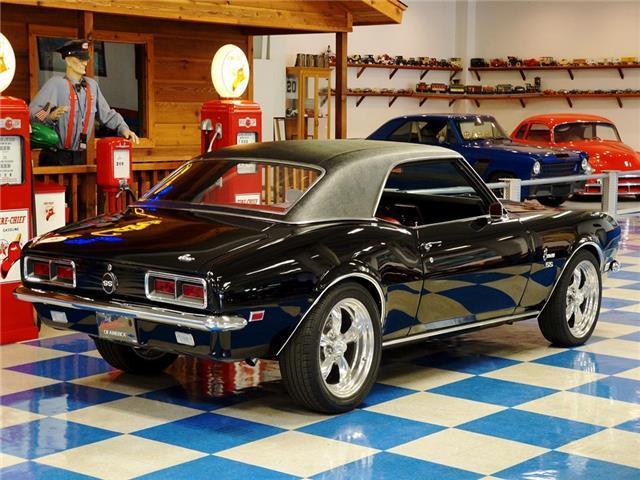 1968 Black Chevrolet Camaro --