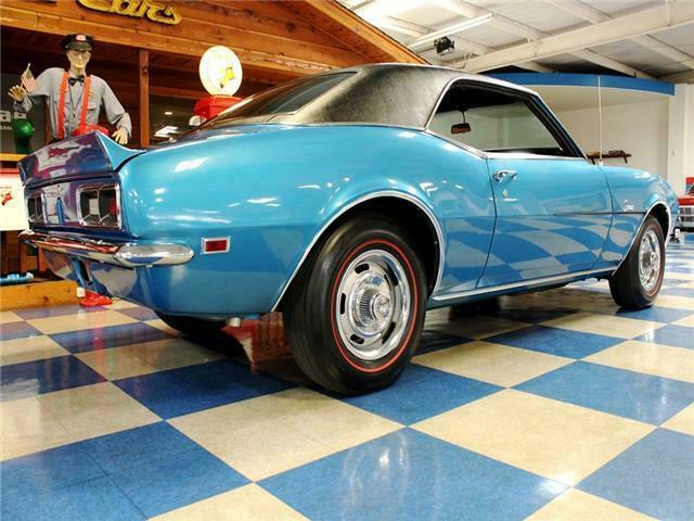 1968 Blue Chevrolet Camaro --