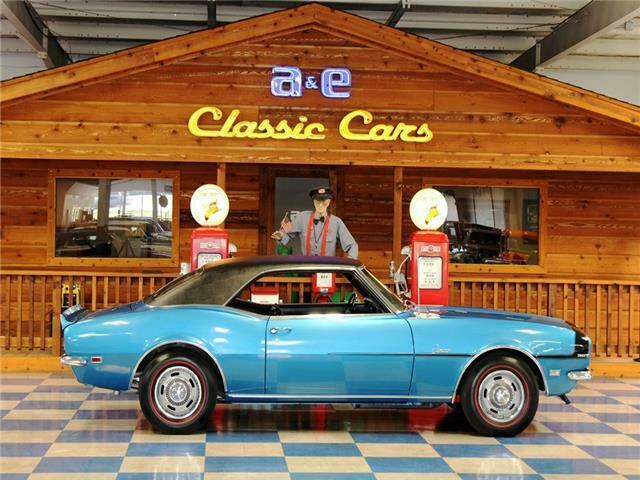 1968 Blue Chevrolet Camaro --