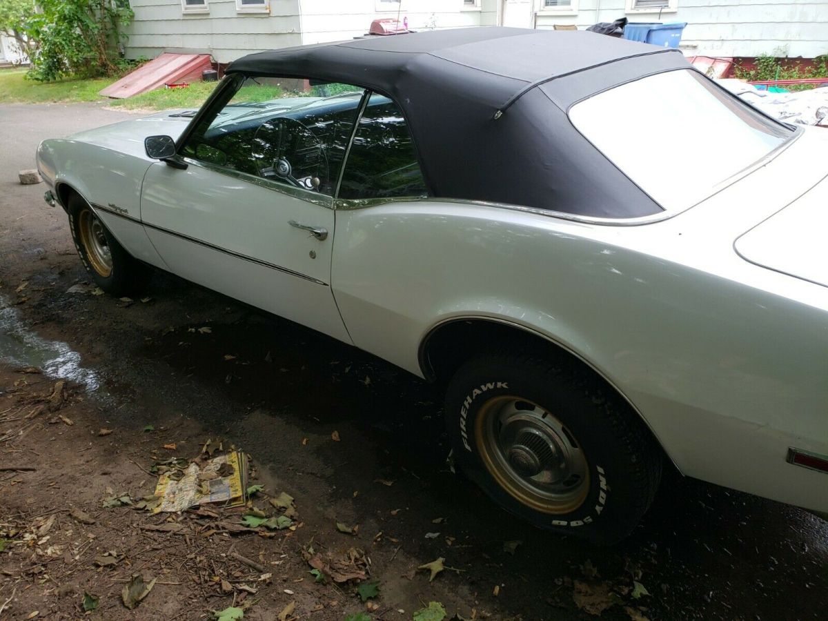 1968 White Chevrolet Camaro Convertible