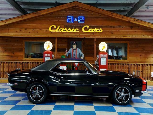 1968 Black Chevrolet Camaro LT1 --