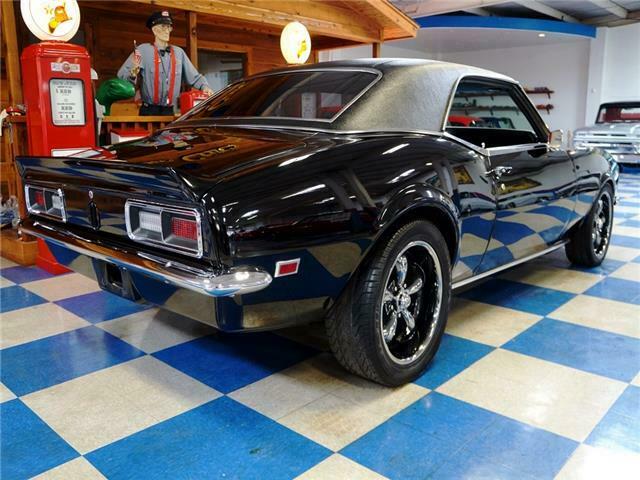 1968 Black Chevrolet Camaro LT1 --
