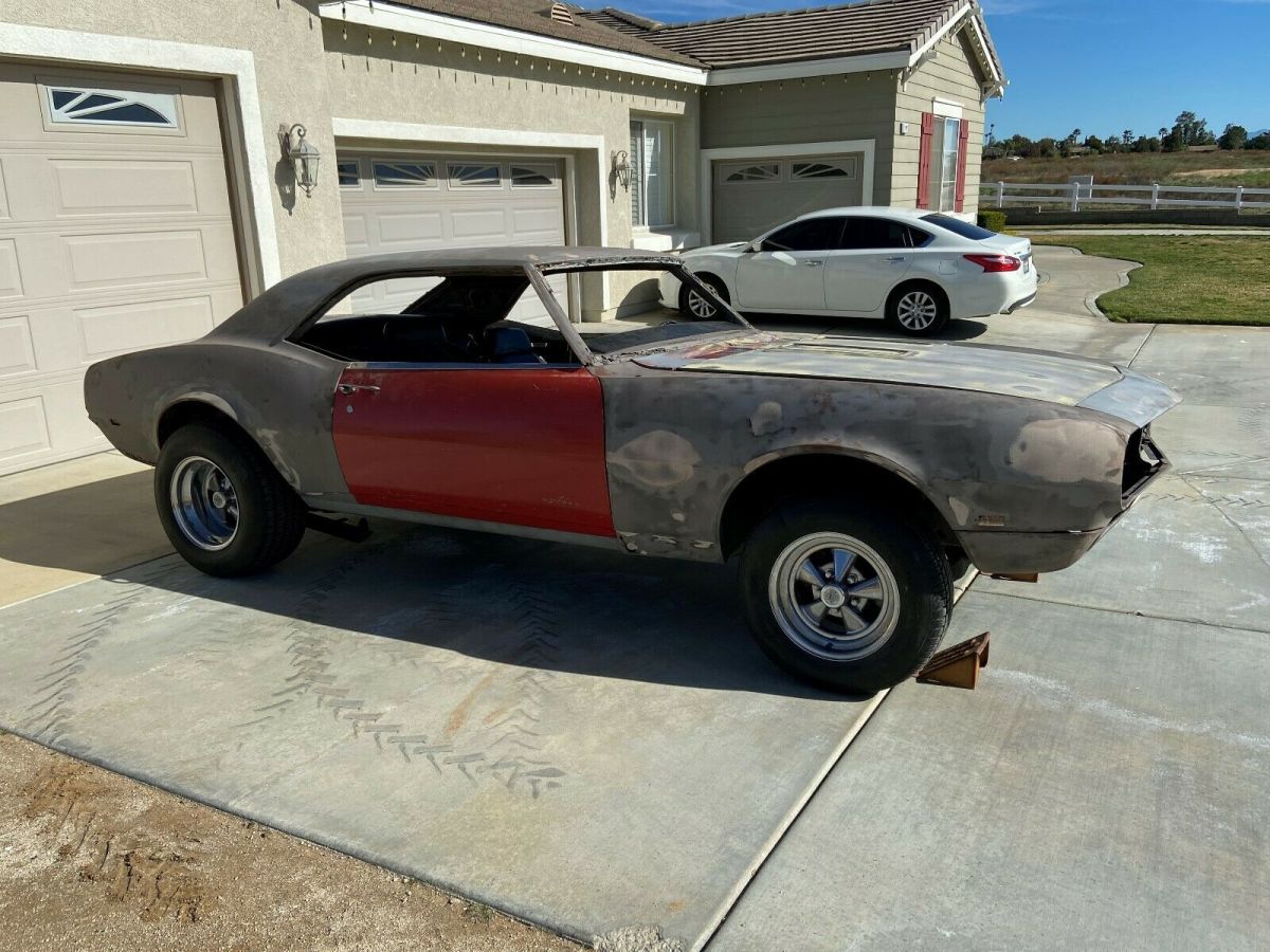 1968 Yellow Chevrolet Camaro Coupe