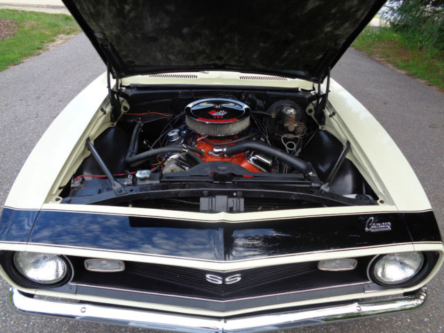 1968 PALOMINO IVORY Chevrolet Camaro Coupe