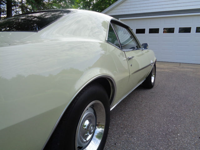 1968 PALOMINO IVORY Chevrolet Camaro Coupe