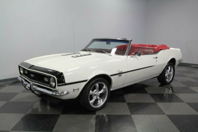 1968 White Chevrolet Camaro Convertible