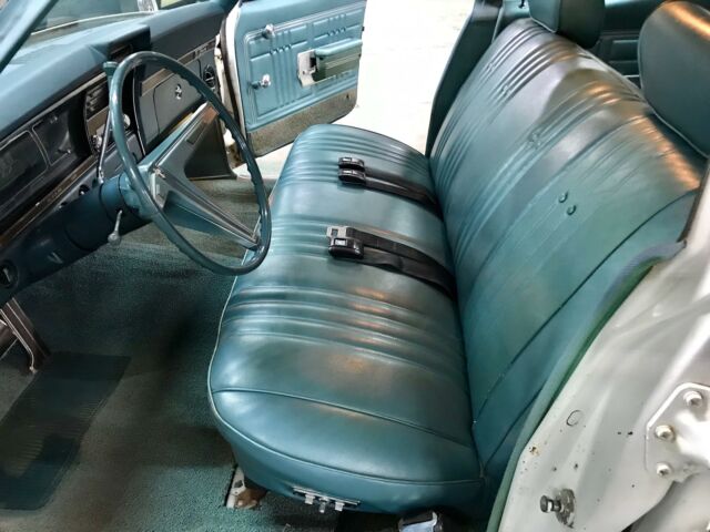 1968 White Chevrolet Caprice --