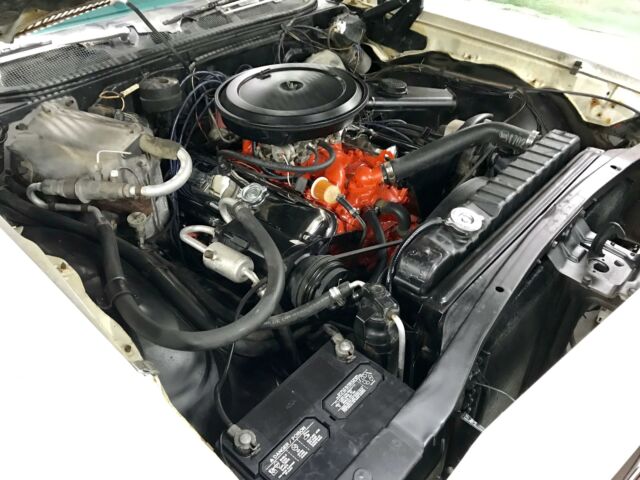 1968 White Chevrolet Caprice --