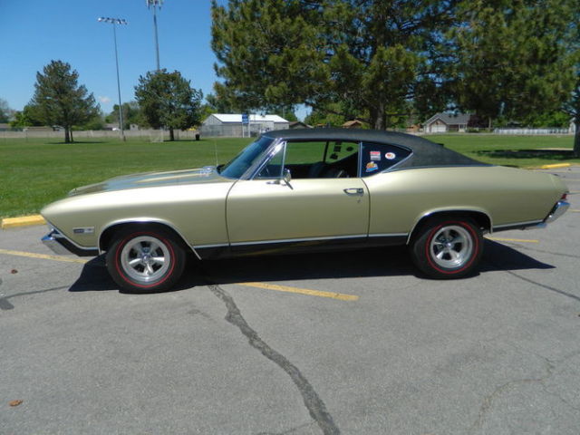 1968 Gold Chevrolet Chevelle Coupe
