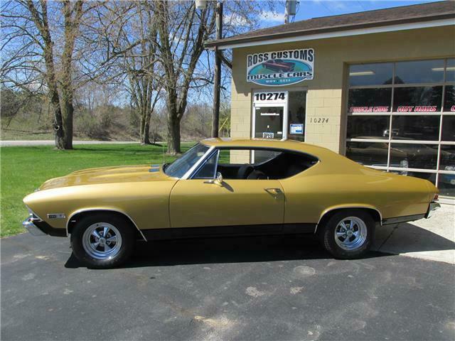1968 Gold Chevrolet Chevelle 2 Door Coupe