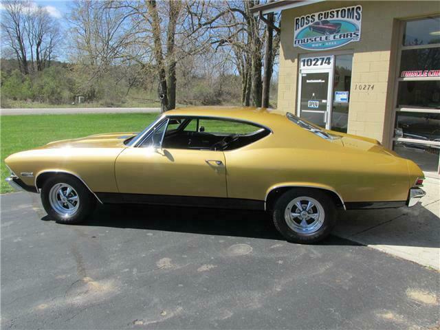 1968 Gold Chevrolet Chevelle 2 Door Coupe