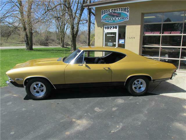 1968 Gold Chevrolet Chevelle 2 Door Coupe