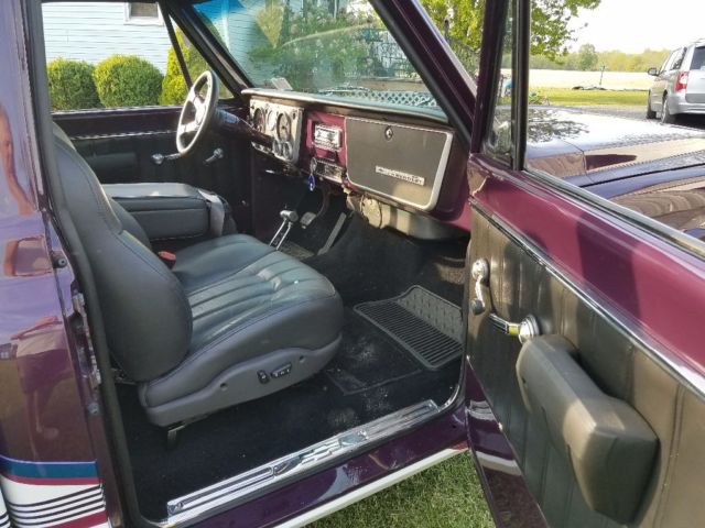 1968 Purple /white Chevrolet C-10 C10.  12 ton tubbed