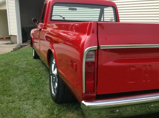 1968 Red Chevrolet C-10 --